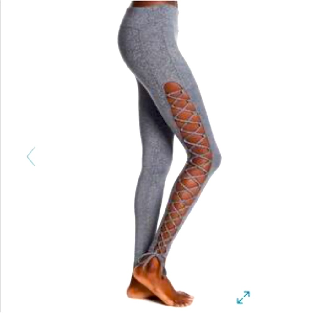 NWT badgley mischka side lattice leggings M